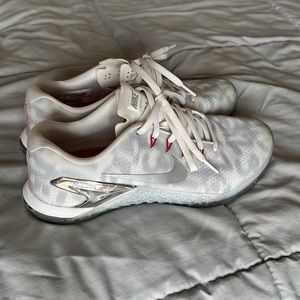 Nike Metcon 4 Women’s size 8.5